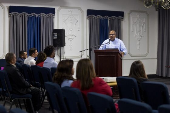 CNC y AMCHAMDR socializan sobre el programa Burocracia Cero en San Pedro de Macorís