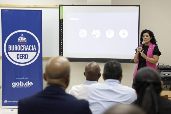 CNC y AMCHAMDR socializan Programa Burocracia Cero con empresarios de Barahona   
