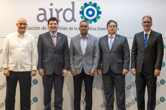 Comisión Presidencial Meta RD 2036 presenta a industriales estrategia para duplicar el PIB