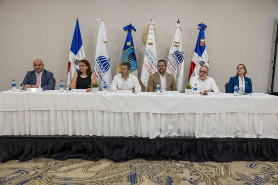 Comisión Meta RD2036 imparte taller para fomentar competitividad y crecimiento económico
