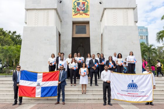 Consejo Nacional de Competitividad rinde honor a los Padres de la Patria en el 181 aniversario de la Independencia Nacional
